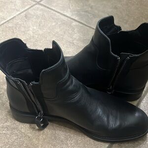 Franco Sarto size 9m women’s anklee boots black EUC